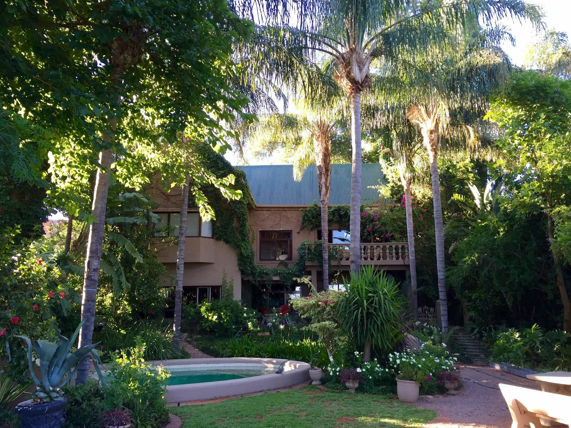 Le Must Residence Upington Exterior photo