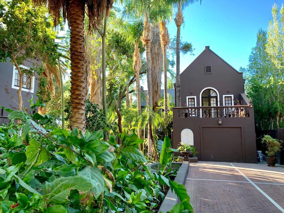Le Must Residence Upington Exterior photo